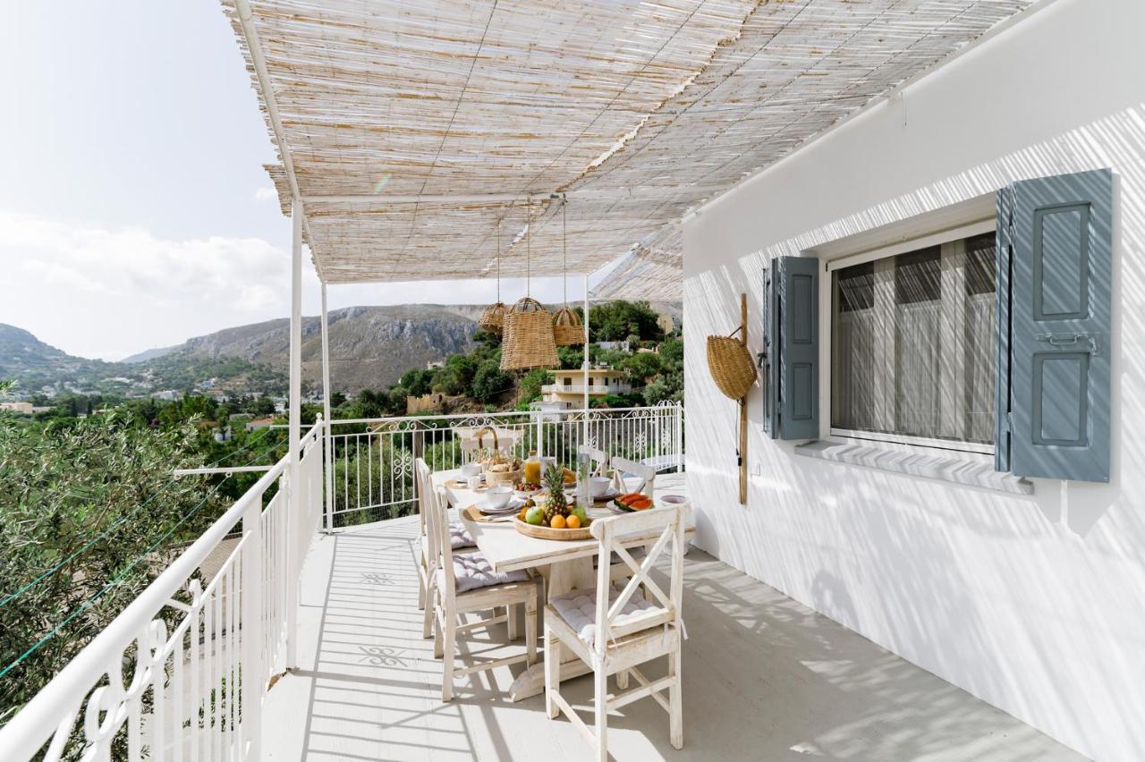 Menori Luxury Suite Panormos  Exterior photo